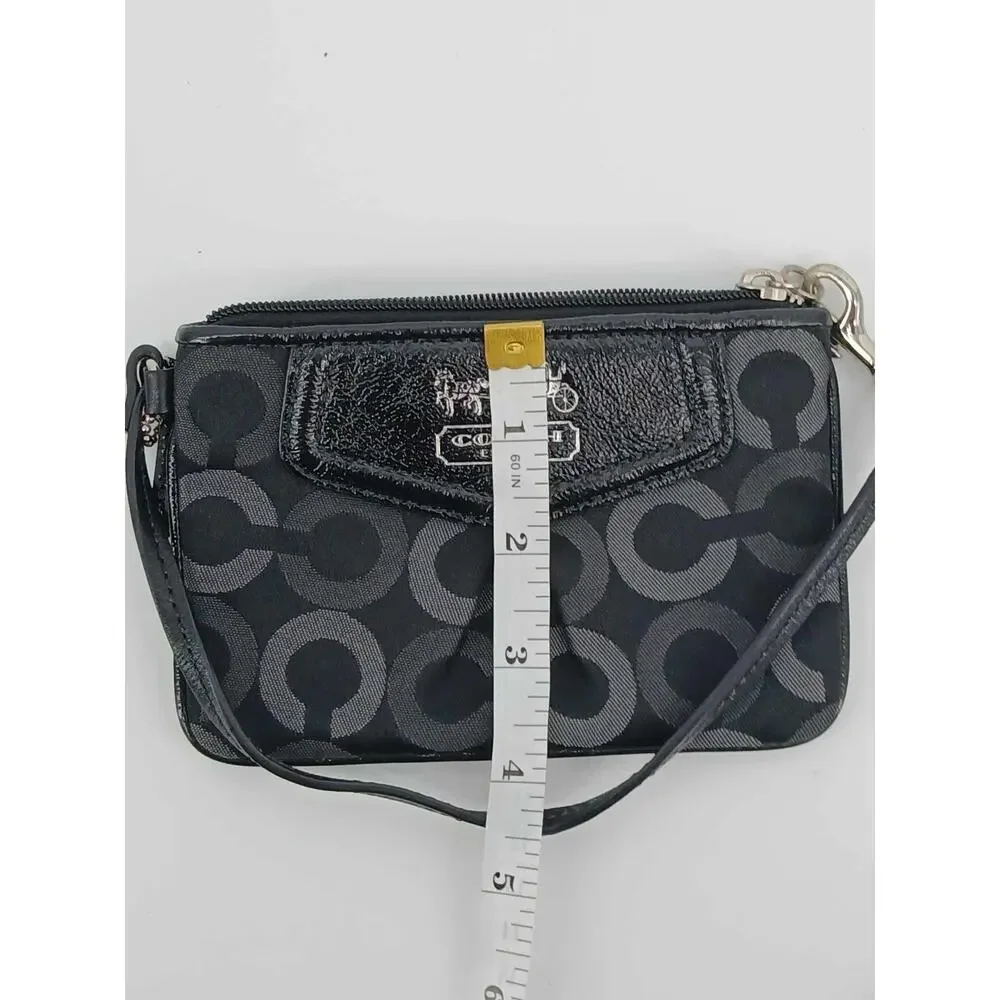 Coach Madison Op Art Signature wristlet